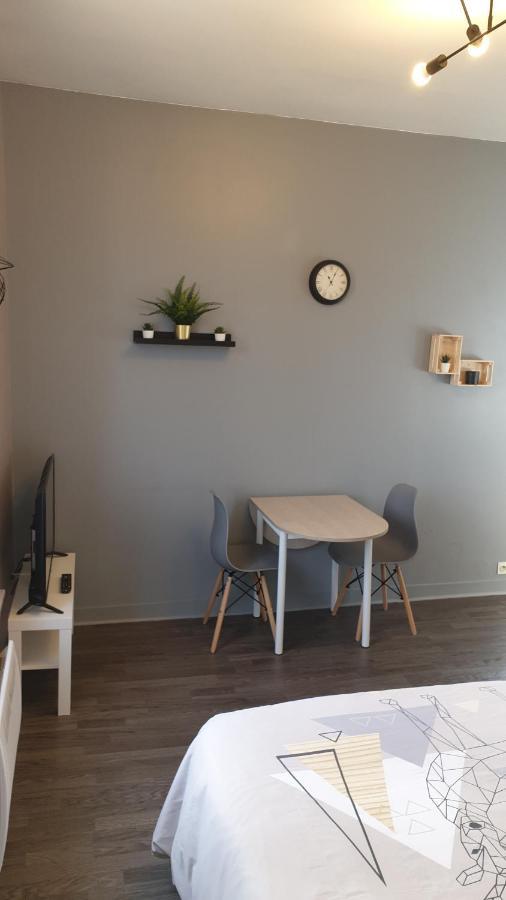 Linotin centre ville Compiègne Extérieur photo