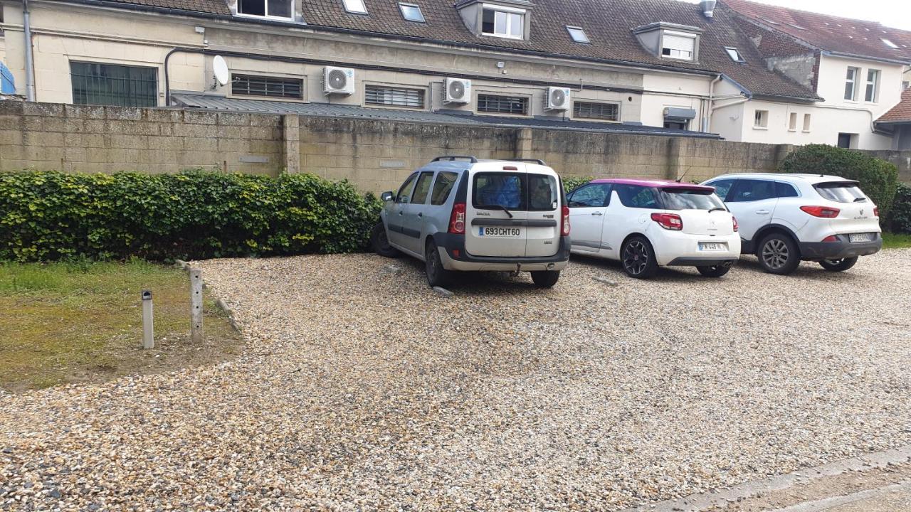 Linotin centre ville Compiègne Extérieur photo